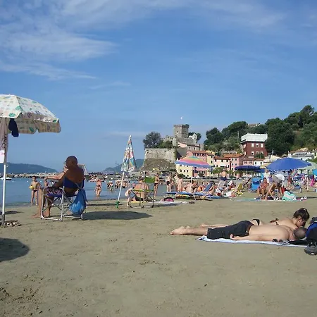 Appartamento Marina Marina Di Carrara Chambre photo